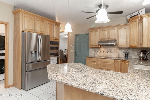 8655 Big Cypress Circle, Sylvania, OH 43560