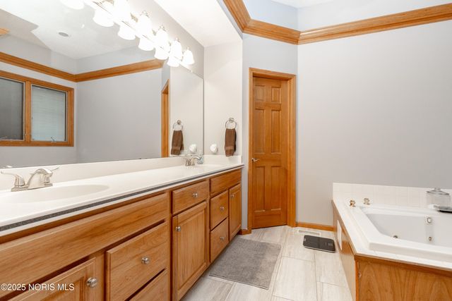 8655 Big Cypress Circle, Sylvania, OH 43560