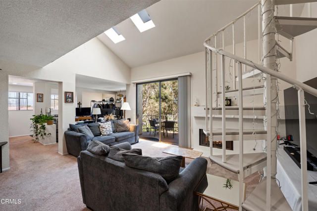 2200 Martinique Lane, Oxnard, CA 93035