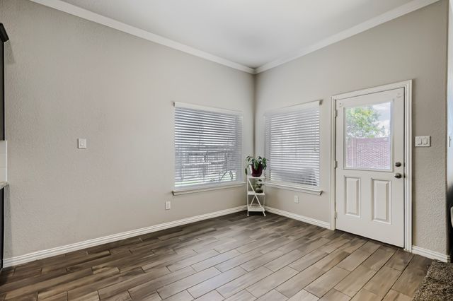 2002 Milano Lane, Lewisville, TX 75077