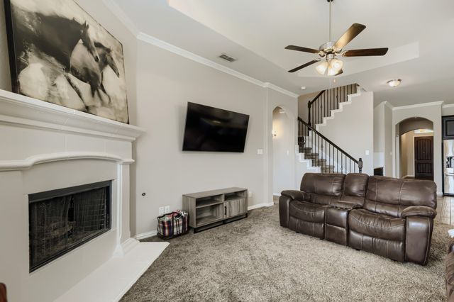 2002 Milano Lane, Lewisville, TX 75077