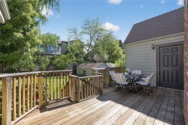 938 Leo, Oakland, CA 94611