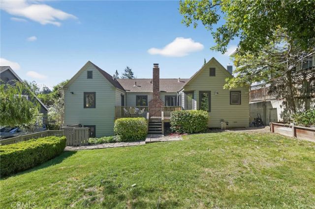 938 Leo, Oakland, CA 94611