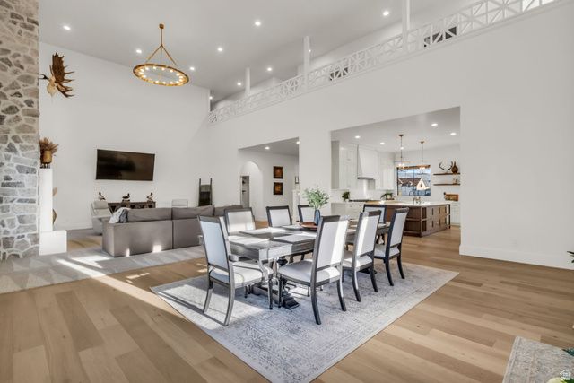 998 W 1950 N, West Bountiful, UT 84087