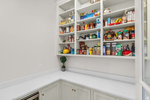 998 W 1950 N, West Bountiful, UT 84087