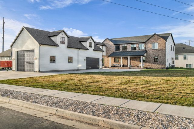 998 W 1950 N, West Bountiful, UT 84087