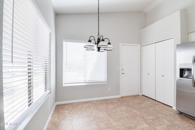 3126 E DESERT Lane, Gilbert, AZ 85234