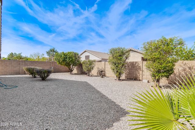 3126 E DESERT Lane, Gilbert, AZ 85234