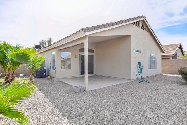 3126 E DESERT Lane, Gilbert, AZ 85234