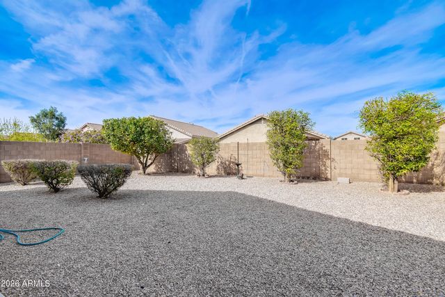 3126 E DESERT Lane, Gilbert, AZ 85234