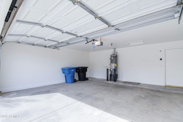 3126 E DESERT Lane, Gilbert, AZ 85234