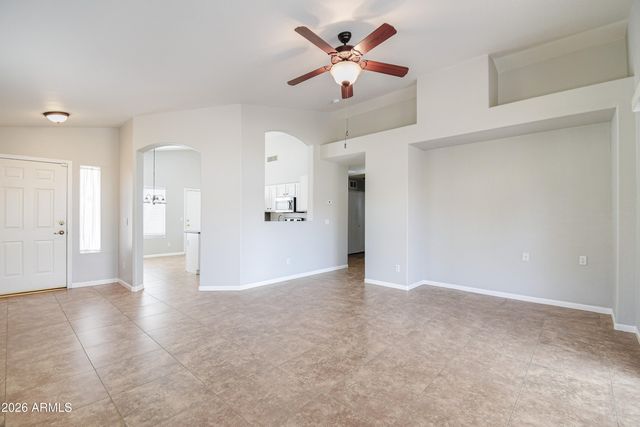 3126 E DESERT Lane, Gilbert, AZ 85234