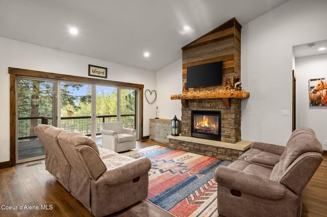 477 S Prestige CT, Post Falls, ID 83854