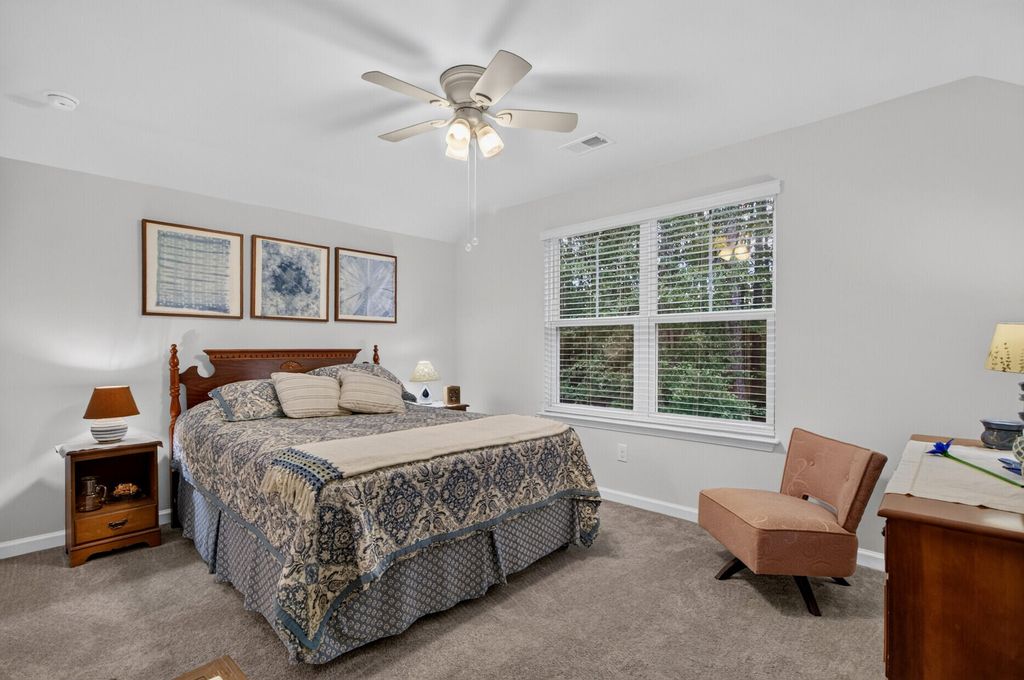 Image 26 of property listing at 628 Kilarney Road, Summerville, SC 29483