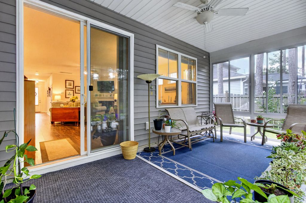 Image 30 of property listing at 628 Kilarney Road, Summerville, SC 29483