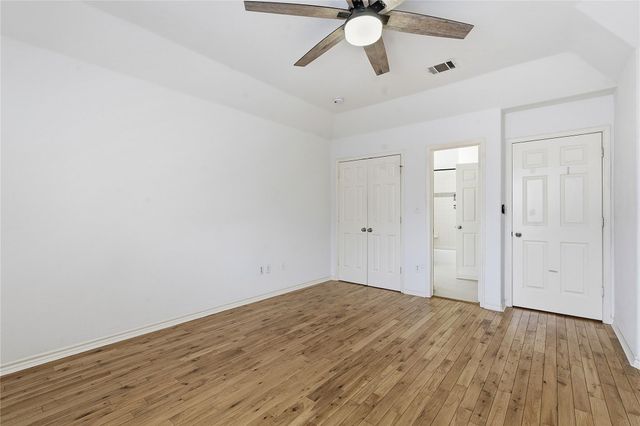 12205 Abbey Glen LN B, Austin, TX 78753