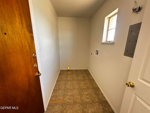 5719 BAINBRIDGE Avenue, El Paso, TX 79924