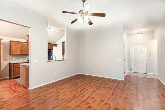 2500 Queenston Avenue, Norman, OK 73071