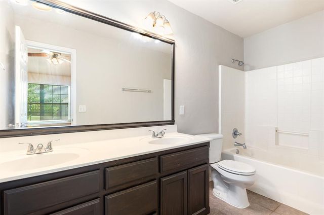 2500 Queenston Avenue, Norman, OK 73071