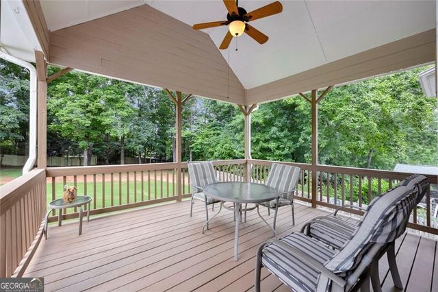 1390 Beringer Drive, Hoschton, GA 30548