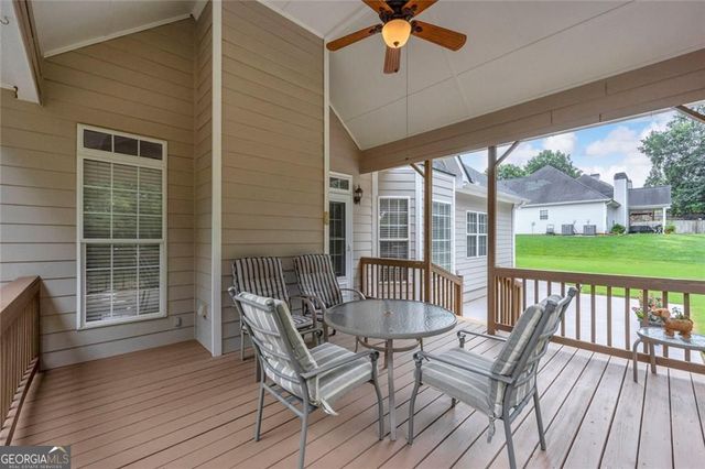 1390 Beringer Drive, Hoschton, GA 30548