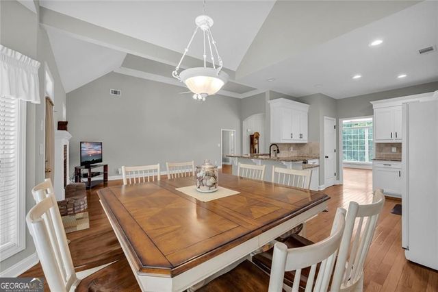 1390 Beringer Drive, Hoschton, GA 30548