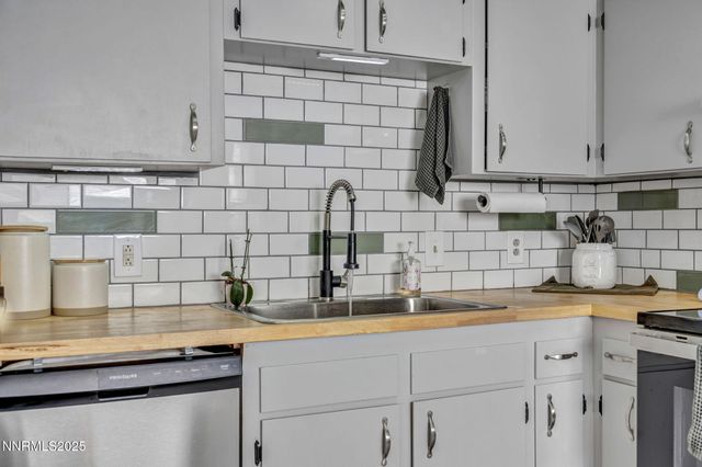 3408 Northgate Lane, Carson City, NV 89706