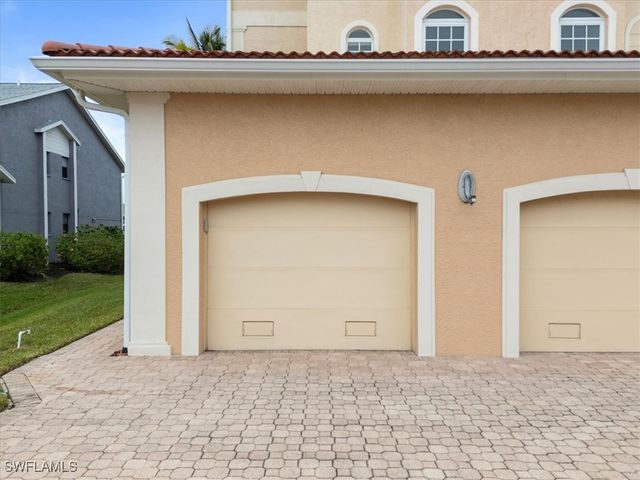4610 SE 5th PL 201, Cape Coral, FL 33904