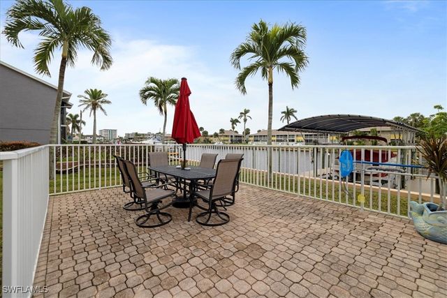 4610 SE 5th PL 201, Cape Coral, FL 33904