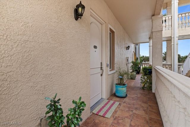 4610 SE 5th PL 201, Cape Coral, FL 33904