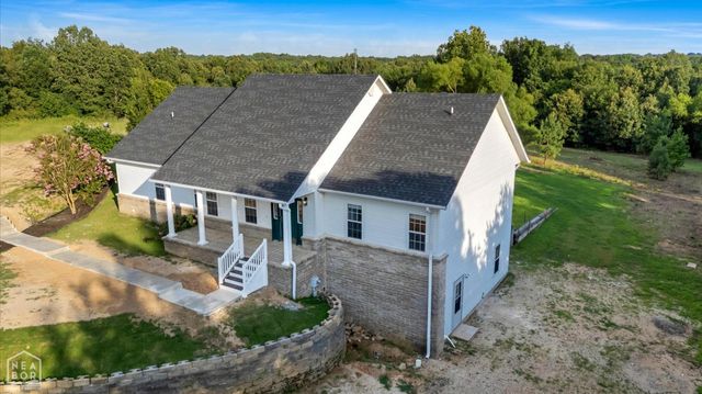 90 County Road 378, Bono, AR 72416