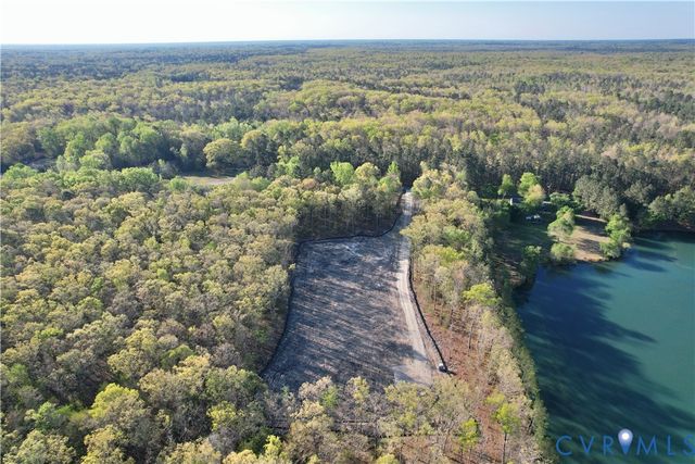 13216 Bradley Bridge Rd, Chester, VA 23831