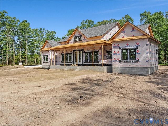 13216 Bradley Bridge Rd, Chester, VA 23831
