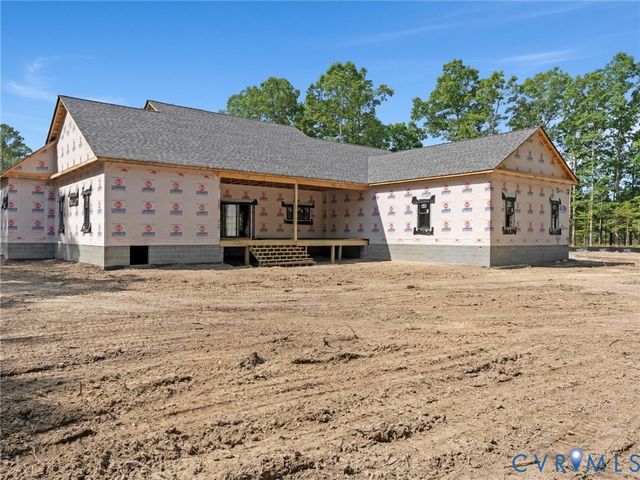 13216 Bradley Bridge Rd, Chester, VA 23831