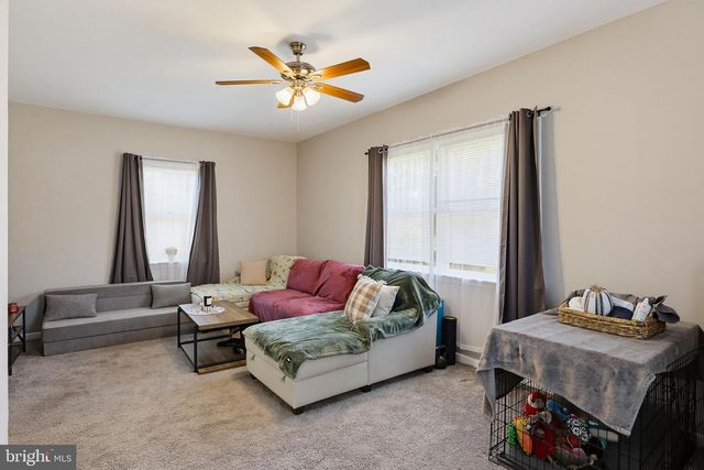 7824 CATHERINE AVE, Pasadena, MD 21122
