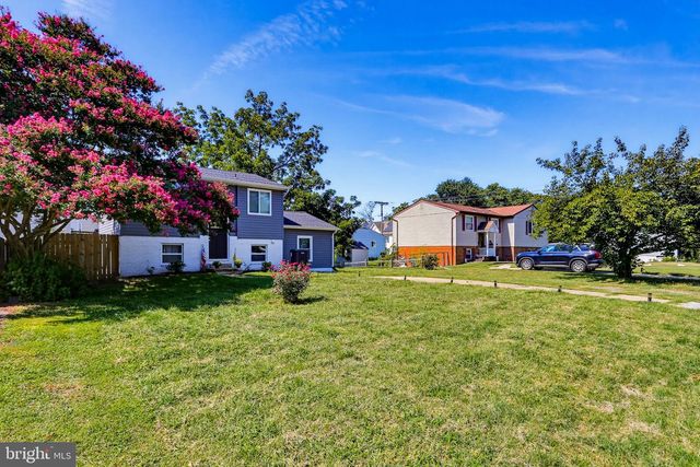 7824 CATHERINE AVE, Pasadena, MD 21122