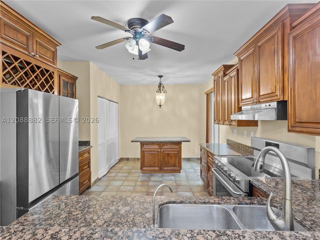 1764 NW 166th Ave 1764, Pembroke Pines, FL 33028