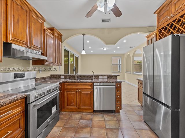 1764 NW 166th Ave 1764, Pembroke Pines, FL 33028