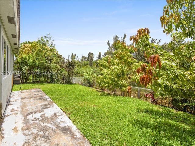 1764 NW 166th Ave 1764, Pembroke Pines, FL 33028