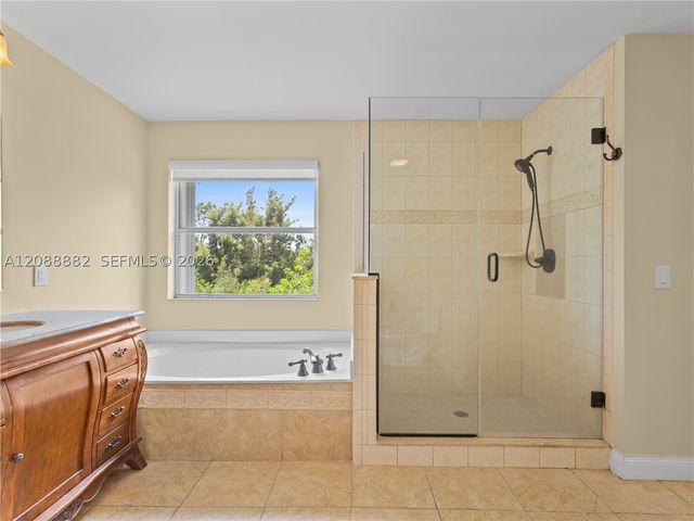 1764 NW 166th Ave 1764, Pembroke Pines, FL 33028