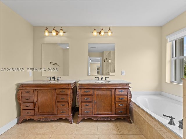 1764 NW 166th Ave 1764, Pembroke Pines, FL 33028