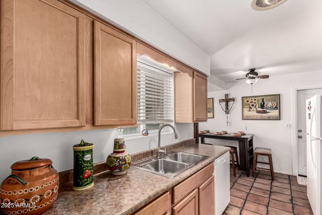 5502 E BILLINGS Street, Mesa, AZ 85205