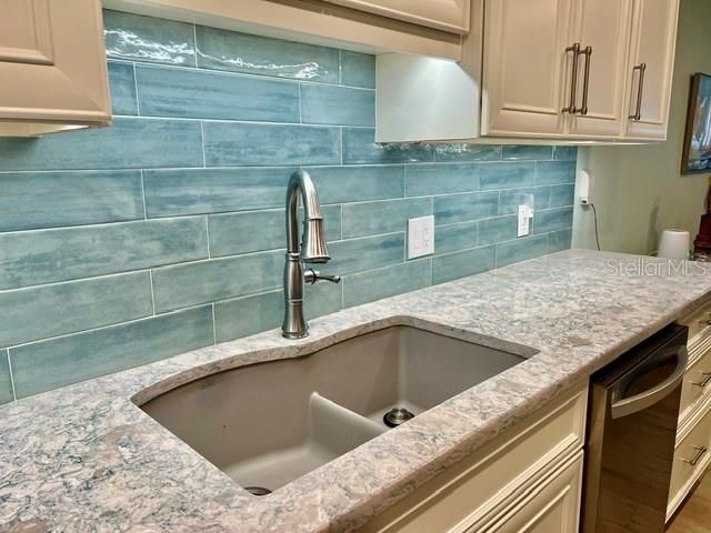 3280 SOUTHSHORE DRIVE 85C, Punta Gorda, FL 33955
