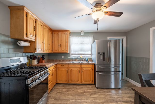 727 Mendon Road, Woonsocket, RI 02895