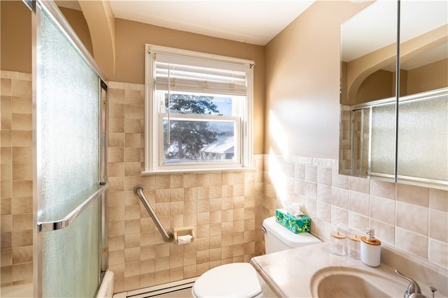 727 Mendon Road, Woonsocket, RI 02895