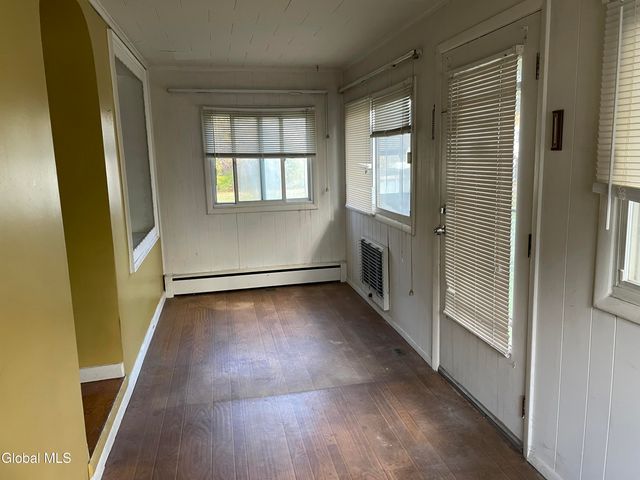 11 Pine Street, Bethlehem, NY 12203
