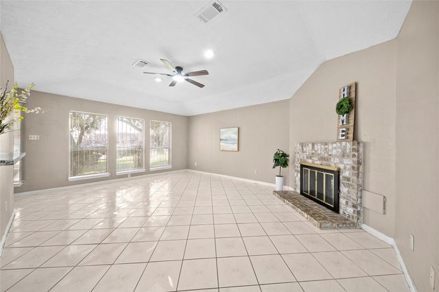 9526 Langdon Lane, Houston, TX 77036