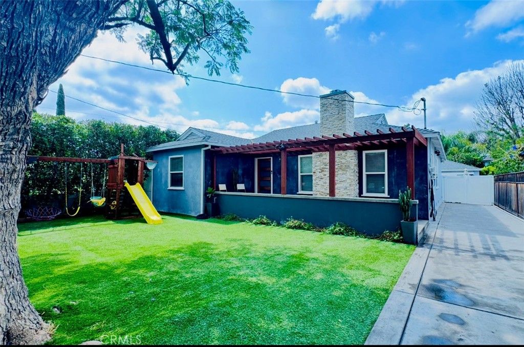 17418 Kingsbury Street, Granada Hills, CA 91344
