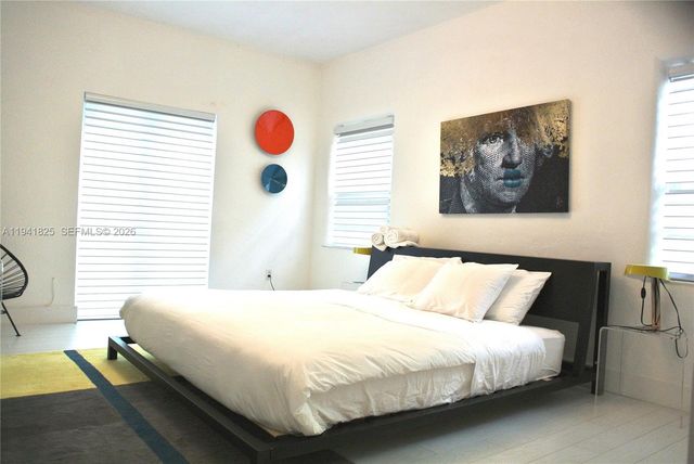 5835 La Gorce Dr, Miami Beach, FL 33140