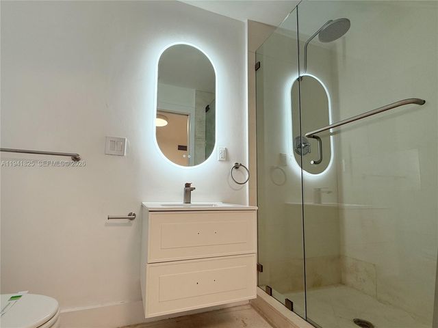 5835 La Gorce Dr, Miami Beach, FL 33140